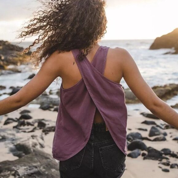 NEW - TenTree Harbour Sleeveless Tank Top with Open Cross Back - Picture 2 of 8